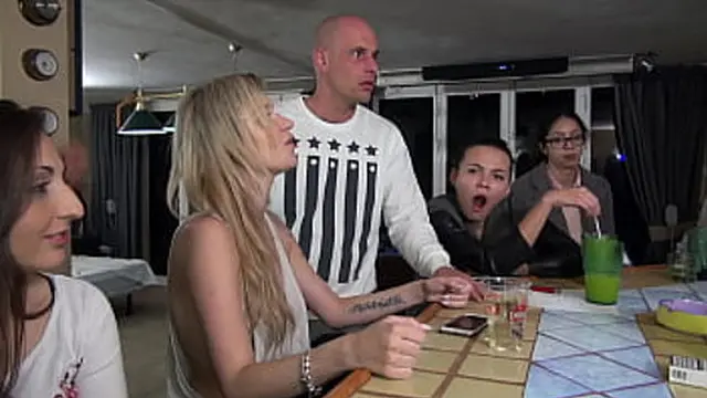 Euro pornstars legs wide open week    Girls enjoy reverse gangbang