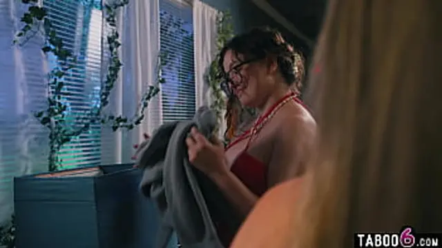 hunk′s obsessed with boyfriend′s fresh young bride Leana Lovings