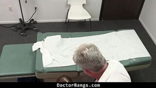Teensy tantric titillation in tainted therapist's therapy session