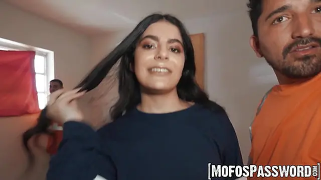 Construction workers dominate and pleasure babe Angel Gostosa